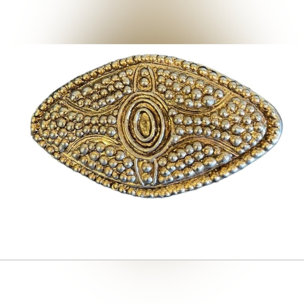 Belt Buckle Beaded Designed Metal